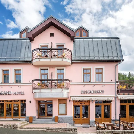 Hotel Wellness Grand 3*